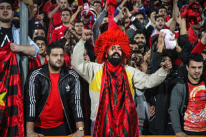 بنر عجیب و جالب هواداران پرسپولیس در ورزشگاه