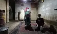 زندگی خواهر و برادر معلول در خانه دود گرفته