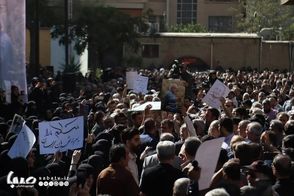 تصویر زینب سلیمانی در مراسم خاکسپاری محمد کاسبی