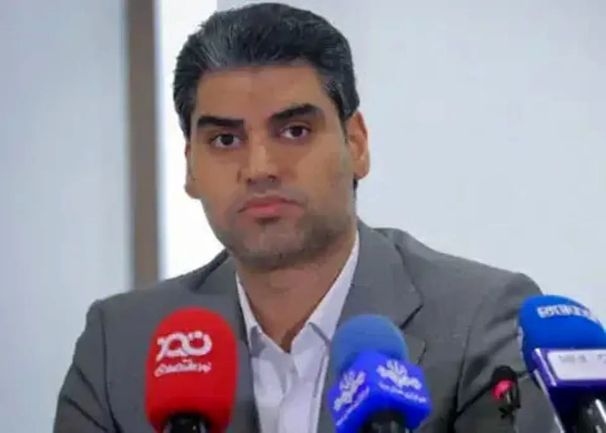 مدیرعامل پرسپولیس: حقوق ماهانه‌ام فقط ۲۰۰ میلیون است!