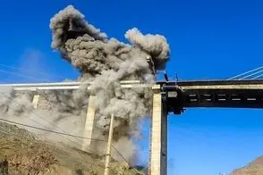 پخش لحظه حمله به پل b1 کرج از نمای نزدیک
