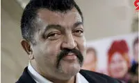 بازیگر سینما به دلیل باخت ایران سبیل خود را زد