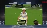 جشن عجیب پسران دو بازیکن رئال با صندلی!