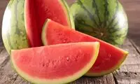 به هندوانه قرمز لب نزنید!  خطر جدی است