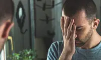 ۶ علامتی که از افسردگی مالیخولیایی خبر می‌دهند