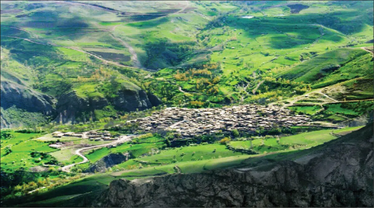 رونمایی از کوچک‌ترین مدرسه ایران در دل کوه