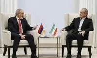 دیدار خصوصی پزشکیان با نخست وزیر ارمنستان