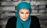 چهره درهم و نگران نعیمه نظام‌دوست در مراسم خاکسپاری پروانه معصومی