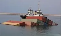 یک کشتی در عسلویه واژگون شد