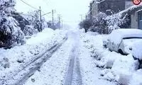 گرفتاری شدید مردم در پی بارش برف در این جاده
