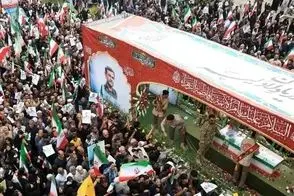 تصاویری از مراسم تشییع شهید تنگسیری در بندرعباس