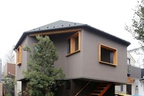 معماری این خانه زیبا در توکیو شما را شگفت‌زده می‌کند