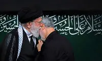  عکس نکته‌دار رهبر انقلاب در مراسم عزاداری
