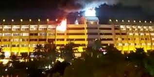 اولین تصاویر از آتش‌سوزی در هتل ارم کیش