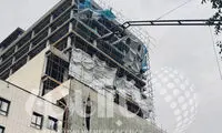 خم شدن وحشتناک داربست‌ یک ساختمان در تهران