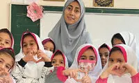 درباره خانم معلم جوانی که با یک ویدئو مجازی را بهم ریخت 