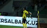 مهاجم استقلال با دو گل تیمش را صدرنشین کرد