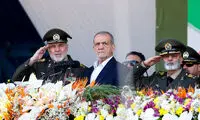 عکسی خاص از پزشکیان در میان فرماندهان نظامی