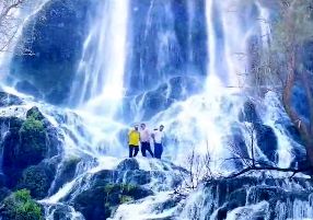 تصاویر عجیب بزرگترین آبشار خاورمیانه در ایران 