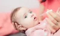 نوزادان چقدر باید آب بخورند؟