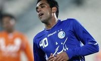 آرام‌ترین مرد استقلالی‌ها از فوتبال خداحافظی کرد
