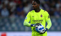 دروازه‌بان میلان با یک سوپرسیو ستاره شبکه‌های اجتماعی شد