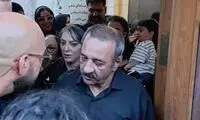 لحظه عصبانیت علی اوسیوند از سلفی‌بگیران در مراسم عبدی