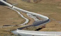 تصاویر عجیب از عبور افغانستانی‌ها از دیوار مرزی ایران!