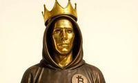 خالق ناشناس بیت‌کوین حالا از بیل گیتس هم ثروتمندتر است!