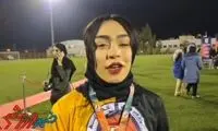 حرکت احساسی بانوی فوتبالیست در جشن قهرمانی
