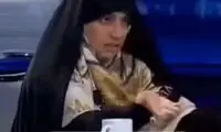 بی‌سوادی کارشناس تلویزیون در پخش زنده آشکار شد