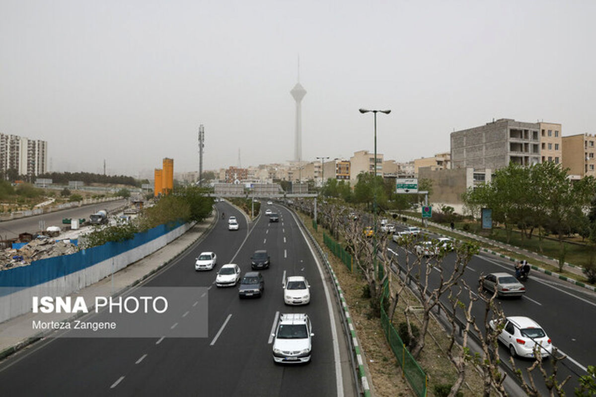 هوای تهران امروز؛ ناسالم برای گروههای حساس