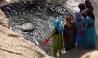 ساعت دوره ساسانی زیر دست و پای کودکان ایرانی