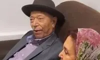 آواز خواندن علی نصیریان در ۸۹ سالگی