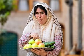 جشن تولد خانم بازیگر بامداد خمار در وسط بیابان! 