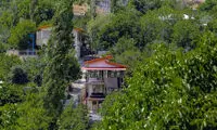 ویدیویی عجیب از وضعیت زندگی شهروندان در لواسان!
