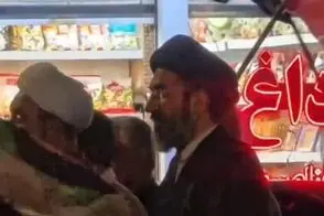 شباهت عجیب یک روحانی به رهبر انقلاب
