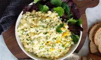 طرز تهیه سالاد تخم مرغ؛ خوشمزه و سرشار از پروتئین