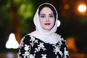 بهنوش طباطبایی در حال پخش نذری امام حسین