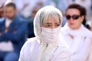 امروز در نقطه‌ای از تهران همه به یاد او سفید پوشیده‌اند