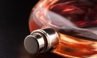  از کدام اسانس‌ها برای تولید عطرهای فراجنسیتی استفاده کنیم؟