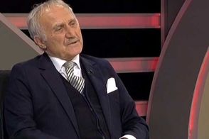 اسطوره پرسپولیس با کراوات به ملاقات خاتمی رفت