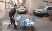پیرمردی که برای درآمد داد می‌زند؛ نمکی، آی نمکی!