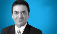 تمسخر «فیروز نادری» روی آنتن زنده صداوسیما
