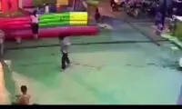  لحظه بسیار تلخ جان باختن یک بچه هنگام بازی