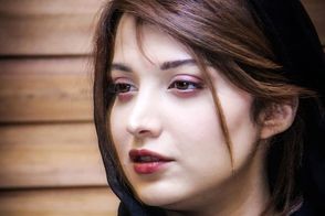 روشنک گرامی بازهم با یک استایل خاص خودنمایی کرد