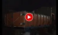 حرکات خطرناک راننده کامیونت در اتوبان زین‌الدین