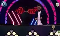 ترقه‌بازی بازیگر طنز معروف وسط برنامه تلویزیونی!