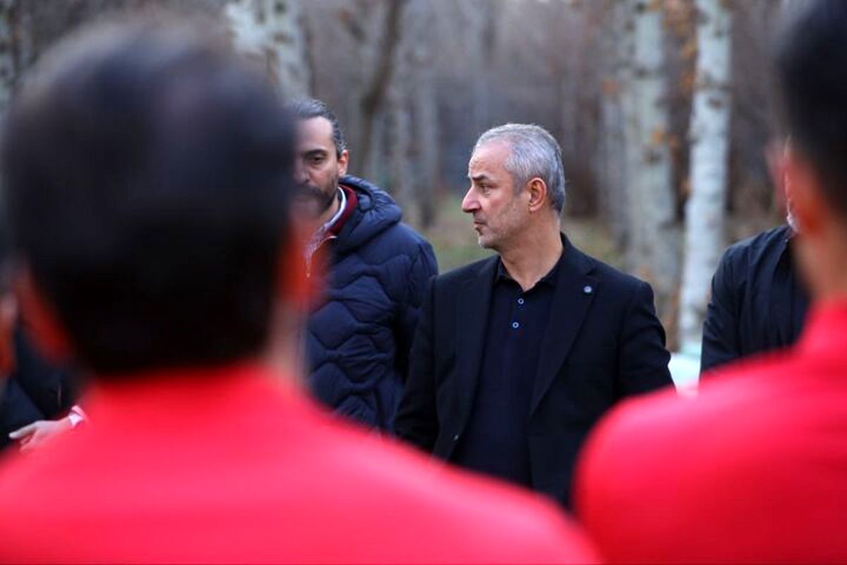 خوش و بش کریم باقری با سرمربی جدید پرسپولیس