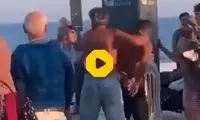 ضرب‌وشتم یک مرد به جرم فیلمبرداری از زنان در ساحل